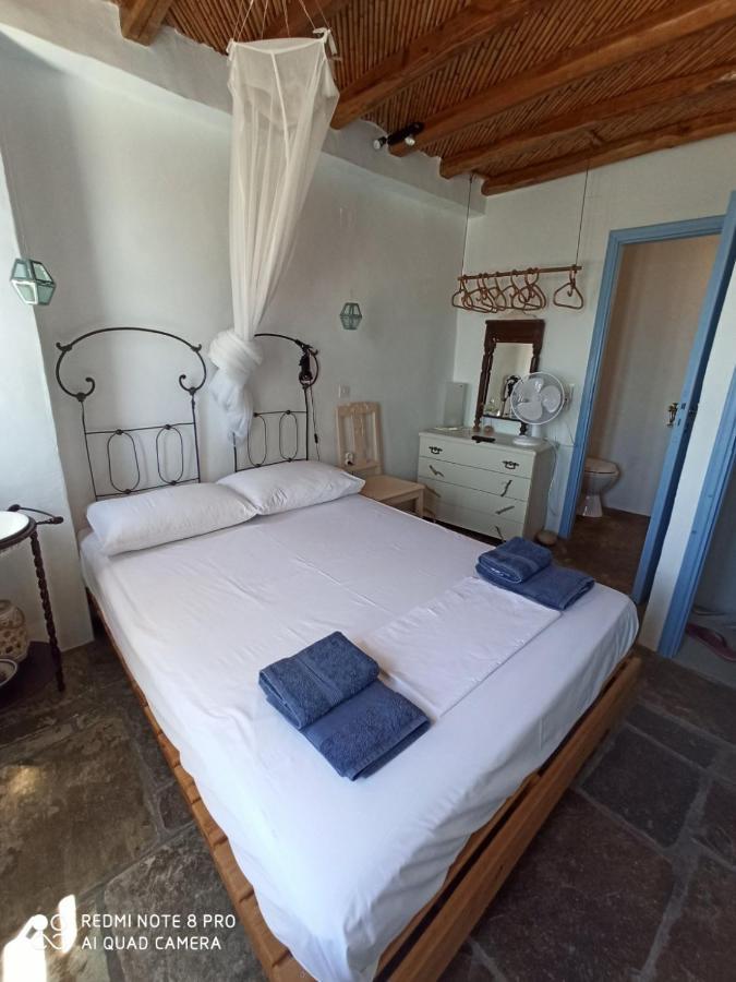 Traditional Stone House With Breathtaking View Serifos Town ภายนอก รูปภาพ