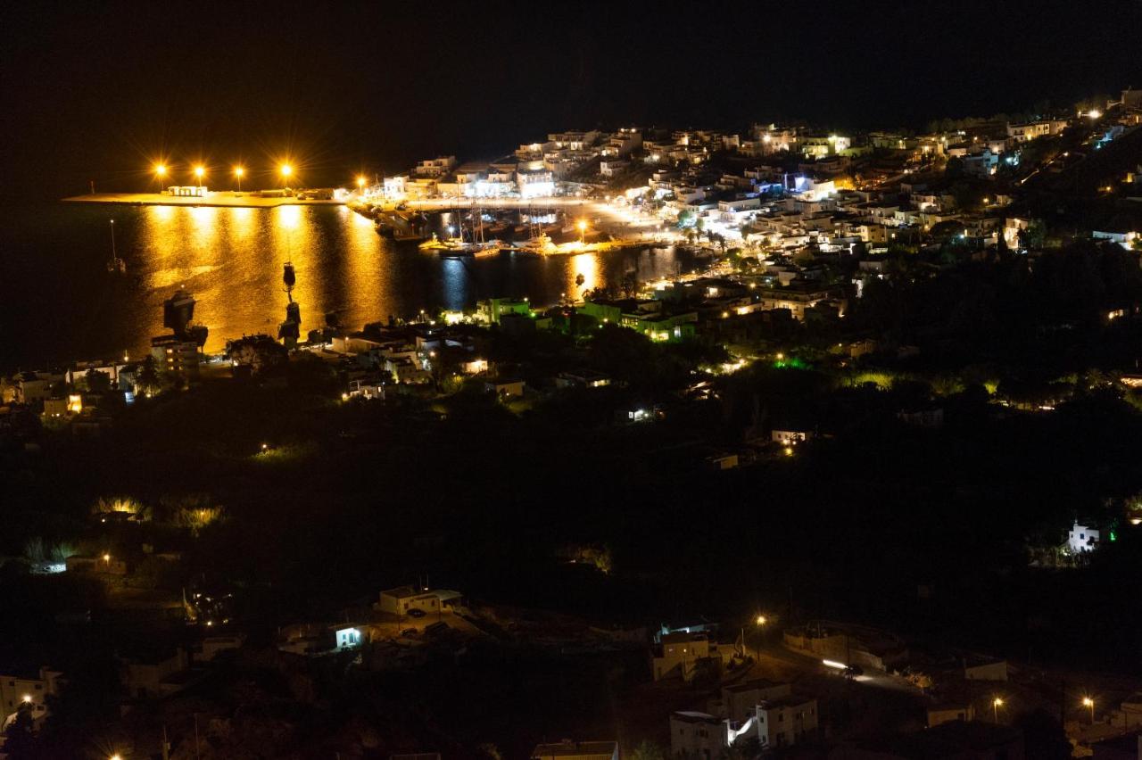 Traditional Stone House With Breathtaking View Serifos Town ภายนอก รูปภาพ
