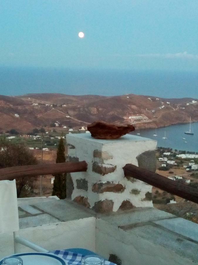 Traditional Stone House With Breathtaking View Serifos Town ภายนอก รูปภาพ